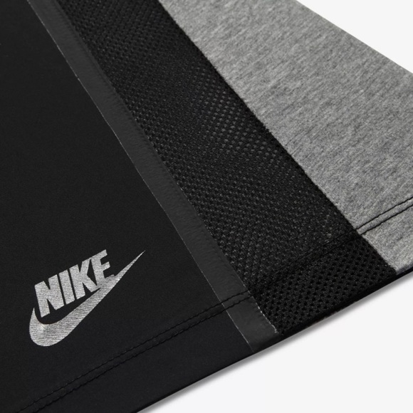 Nike Top - Picture 3 of 6